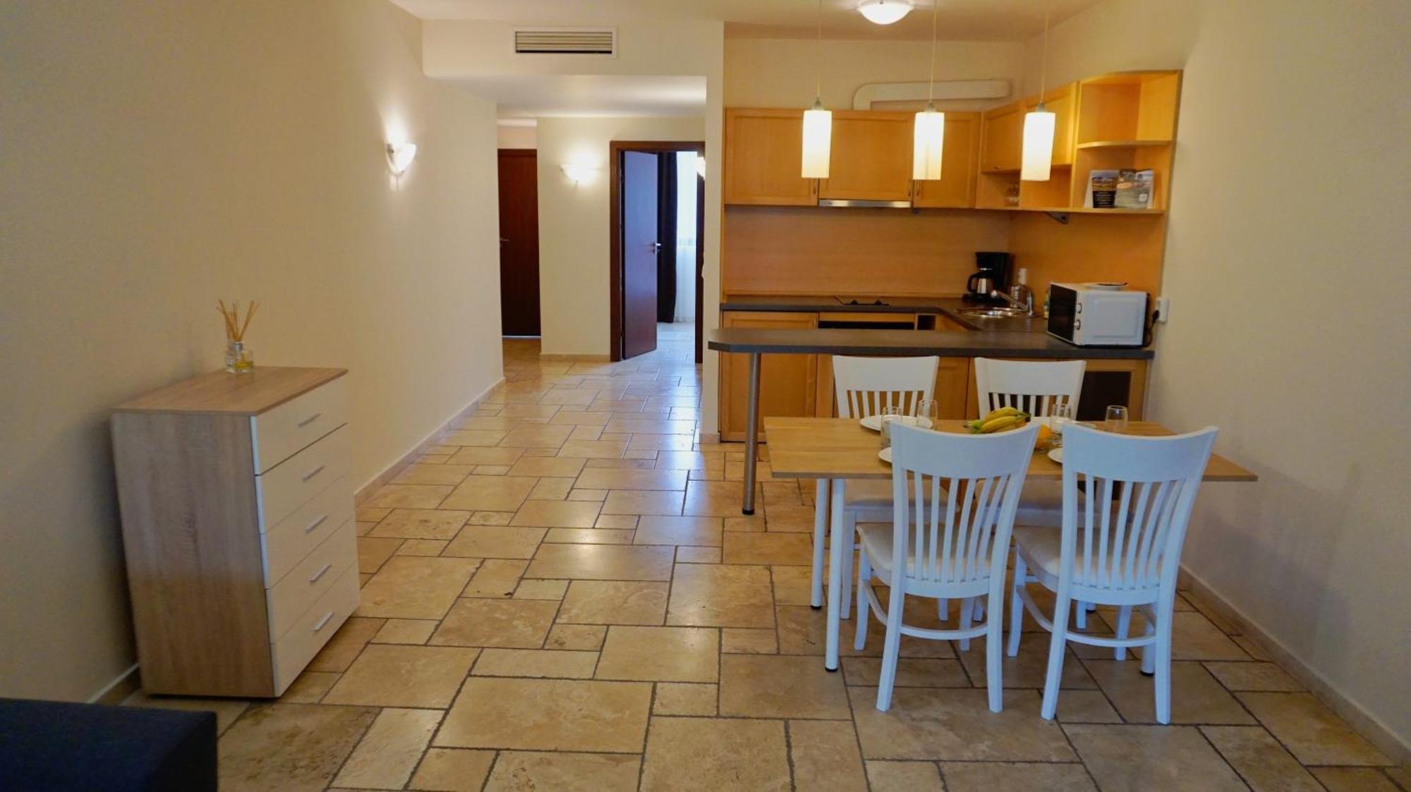 Ваканционни Апартаменти Калиакрия - Holiday Apartments Kaliakria 托波拉 外观 照片